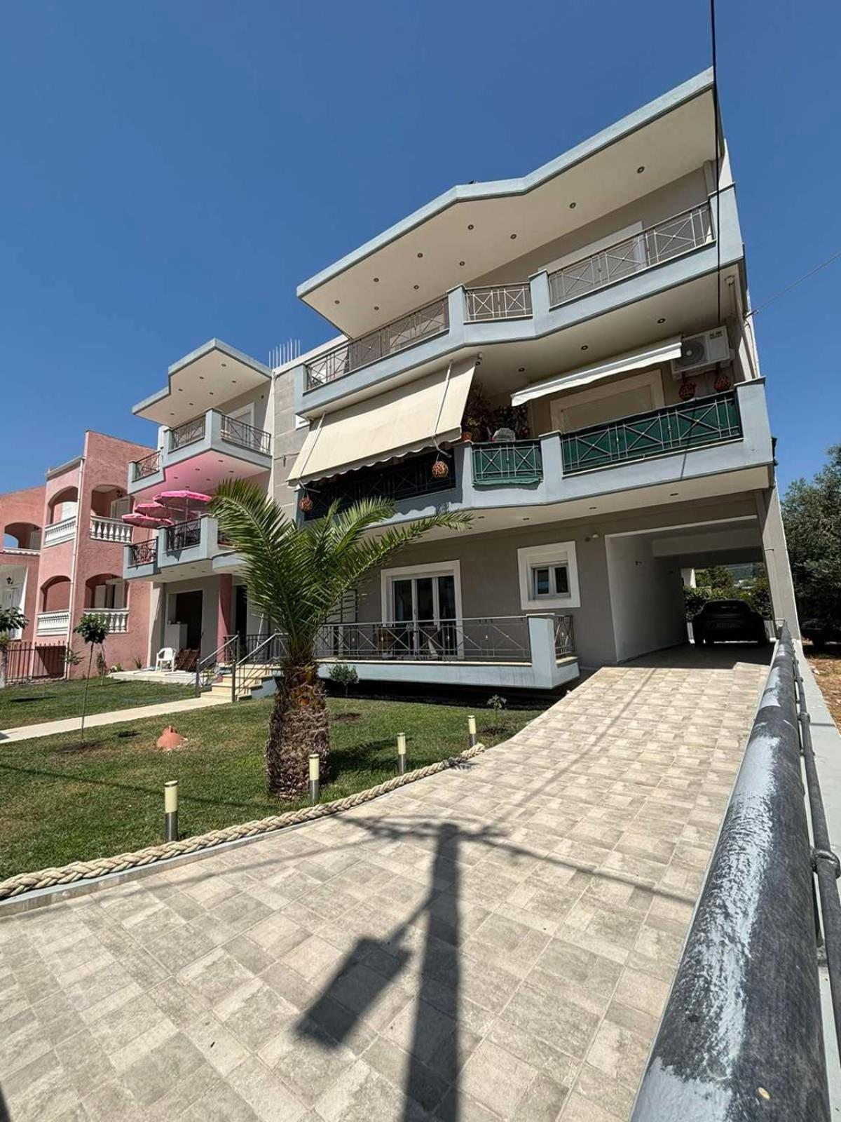 Nova Ledeza Nl Igoumenitsa Exterior foto